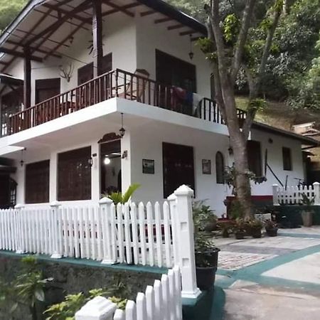 Villa25 Homestay Free Pick Up From The Centre Kandy Luaran gambar
