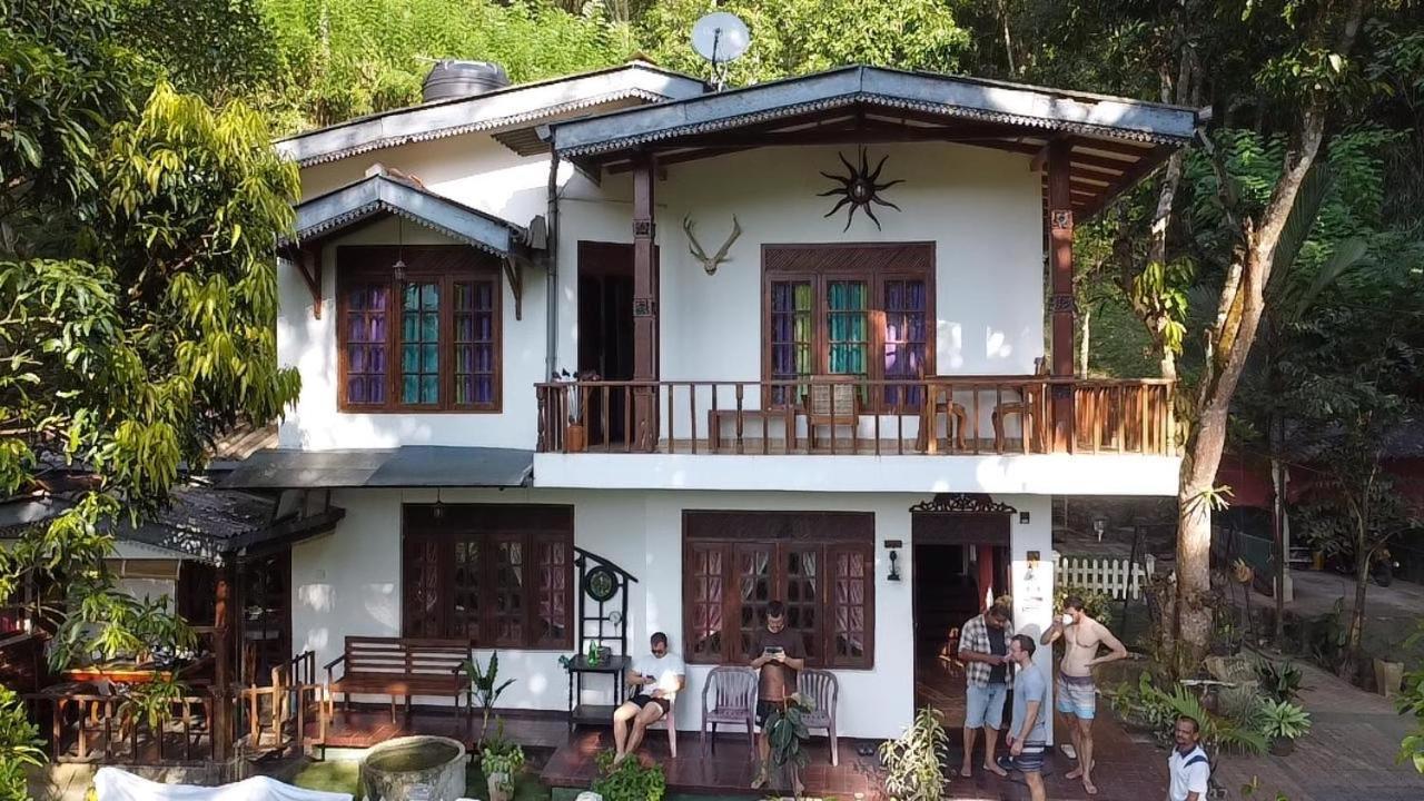 Villa25 Homestay Free Pick Up From The Centre Kandy Luaran gambar