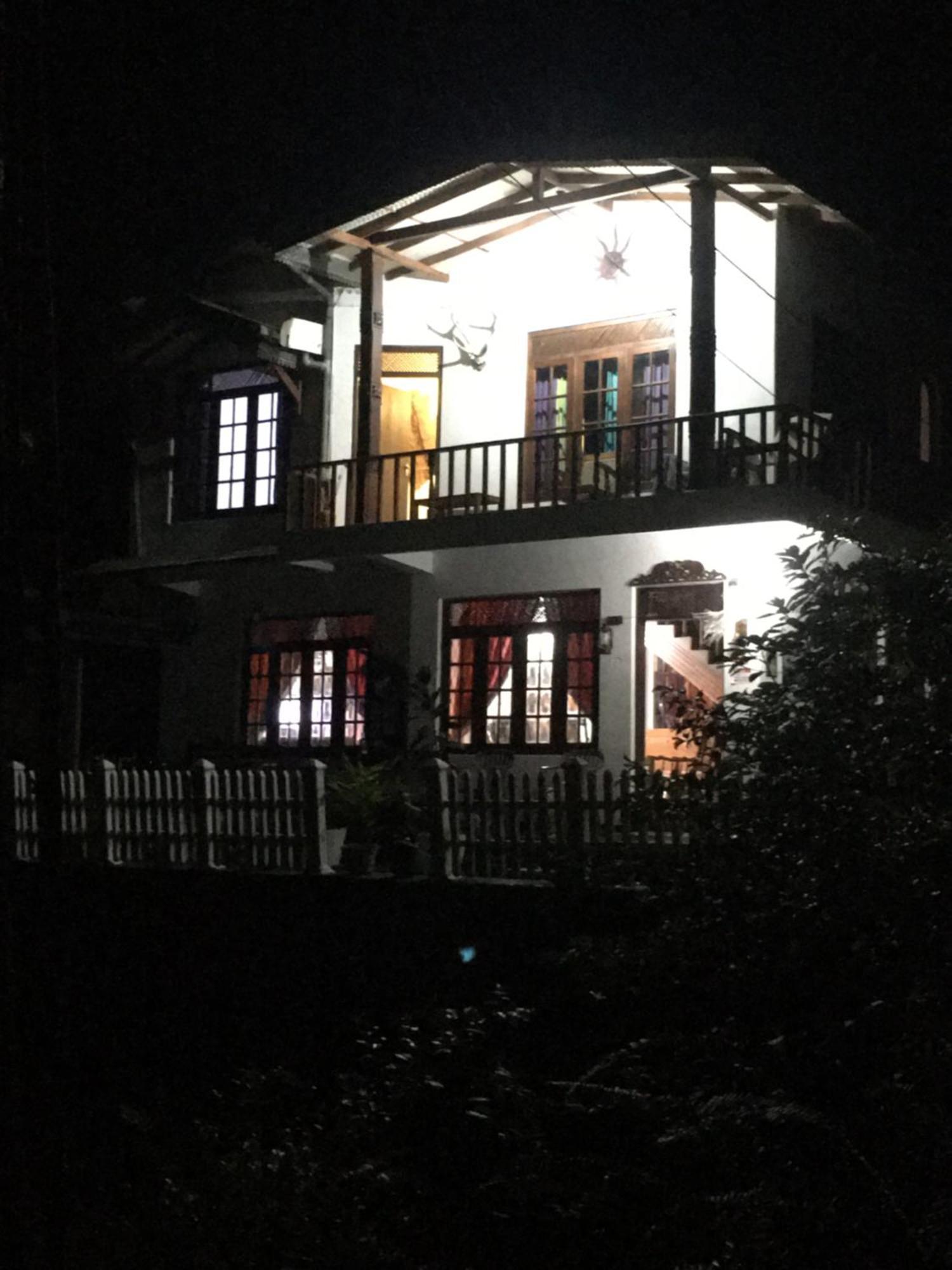 Villa25 Homestay Free Pick Up From The Centre Kandy Luaran gambar